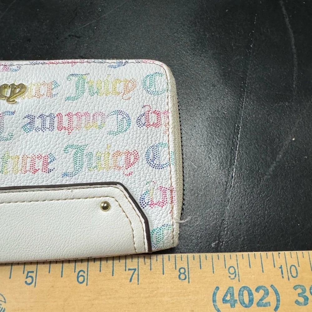 Juicy Couture Off The Chain Large Zip Around Rainbow Dots Logo‎ White